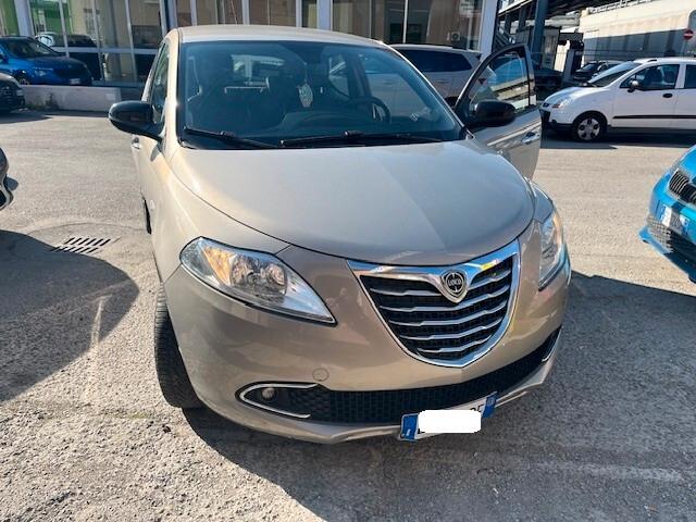 Lancia Ypsilon 1.3 MJT 16V 95 CV 5 porte S&S Gold
