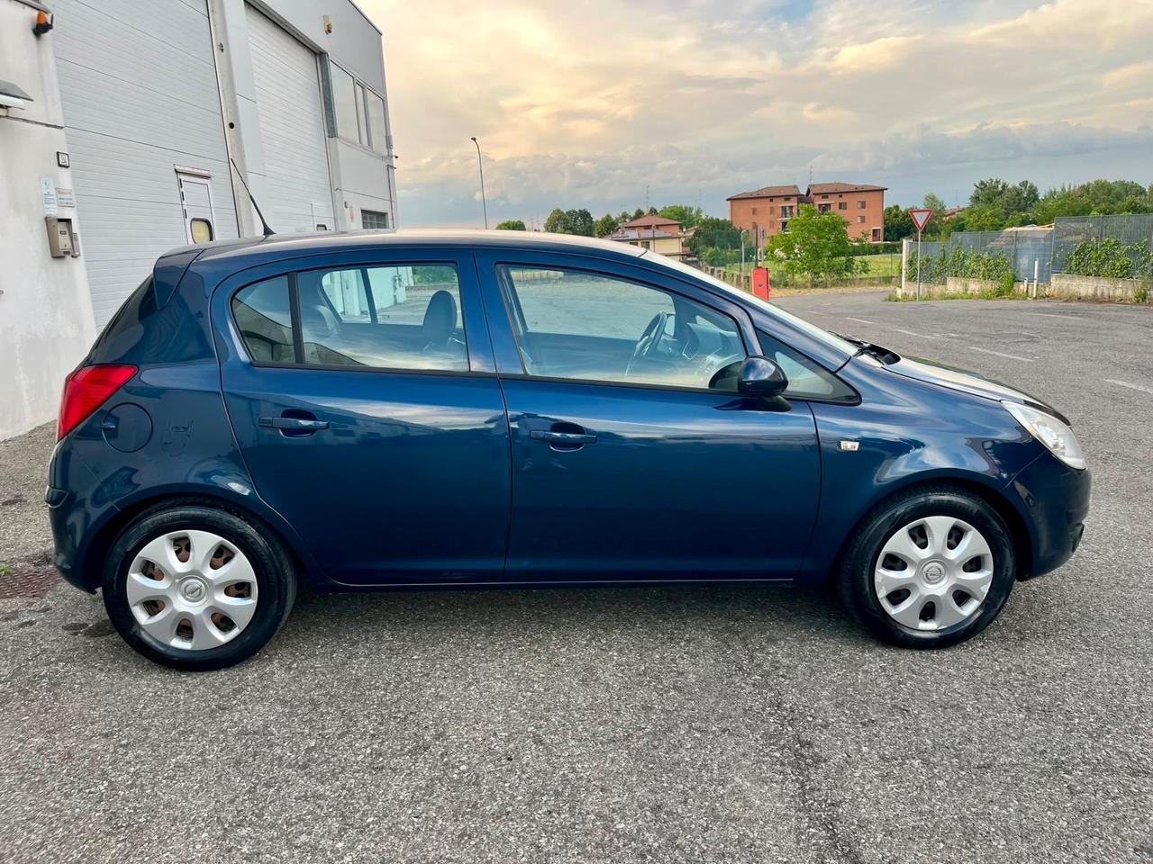 Opel Corsa 1.3cdti 2012 144.000km per neopatentati