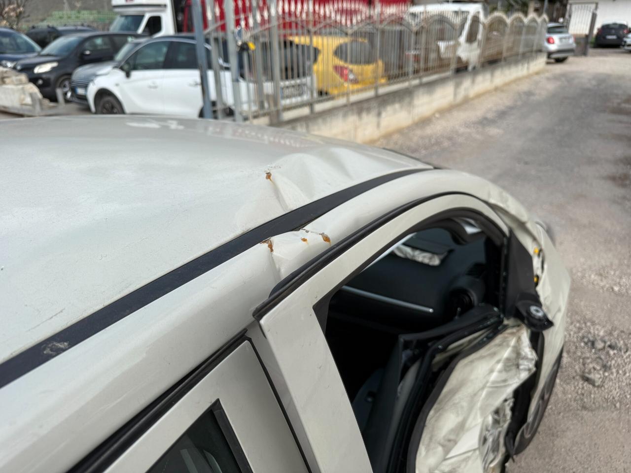 KIA PICANTO ANNO 2023 1.0 BENZINA *SINISTRATA