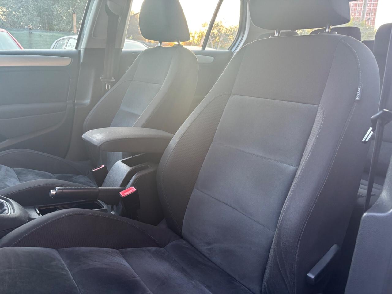 Volkswagen Golf 1.4 TSI 5p. Highline