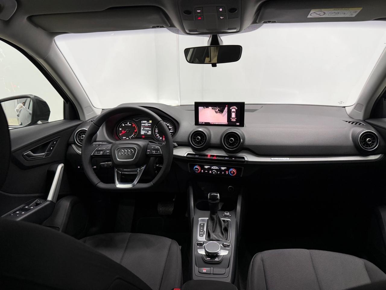 Audi Q2 35 TDI quattro S tronic Identity Black