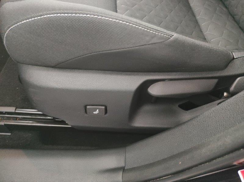 TOYOTA Corolla (2018-->) - Corolla Touring Sports 1.8 Hybrid Business