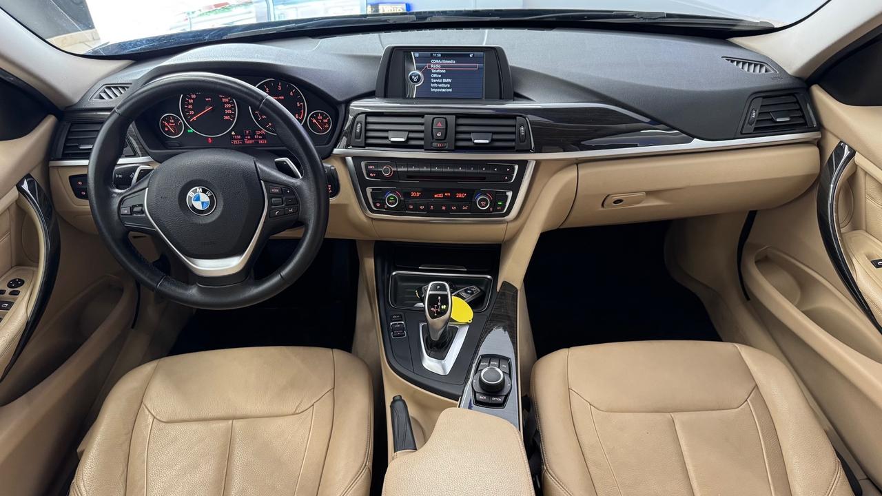 Bmw 320d Touring Luxury aut.