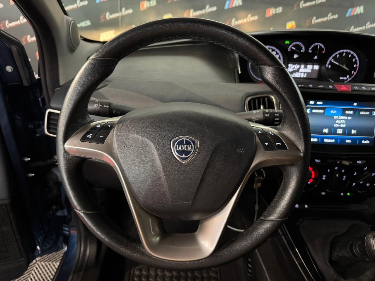 Lancia Ypsilon 1.2 FireFly 5 porte S&S Ecochic Silver