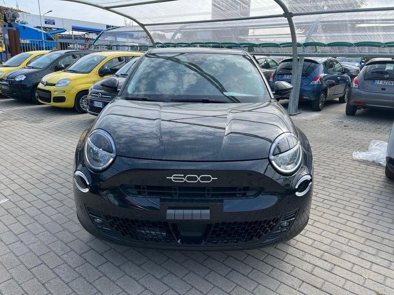 FIAT 600 600 Hybrid 110 CV DCT MHEV La Prima II