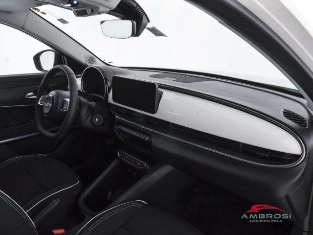 FIAT 600 1.2 hybrid 145cv auto