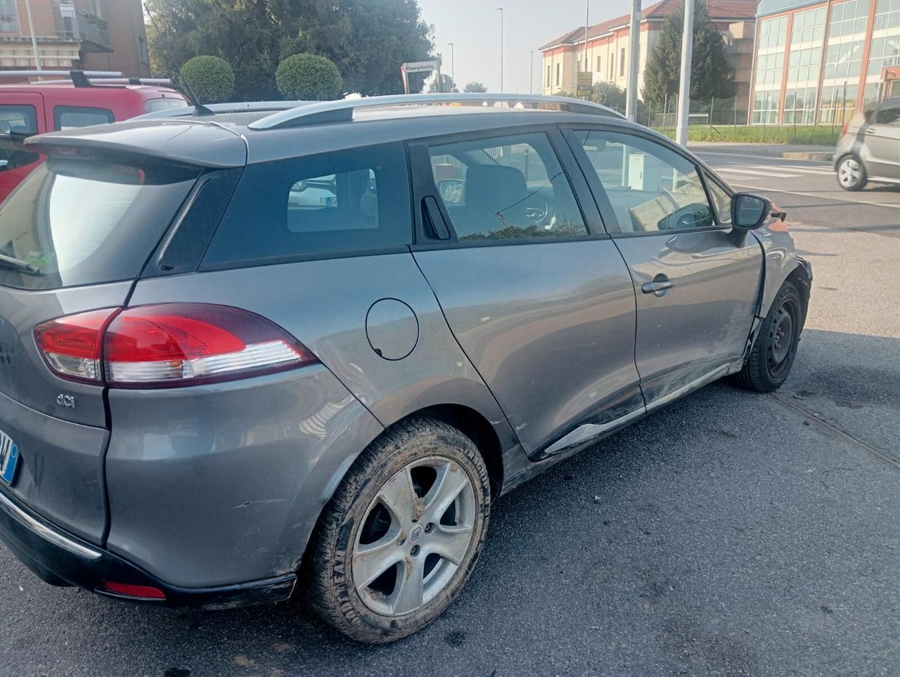 Renault Clio Sporter 1.5 dCi 8V 75CV Live