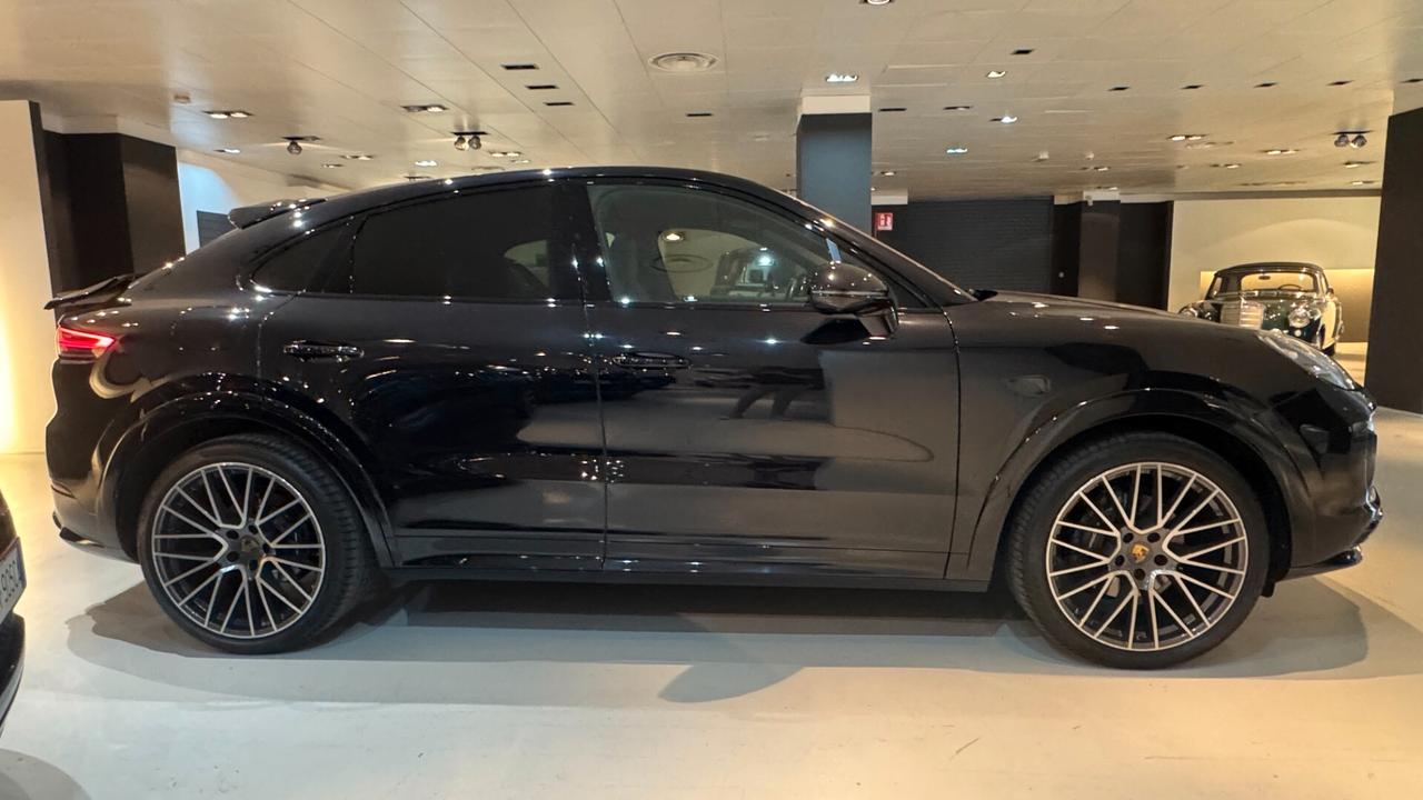 PORSCHE CAYENNE 3.0 BENZINA 340CV - 2021
