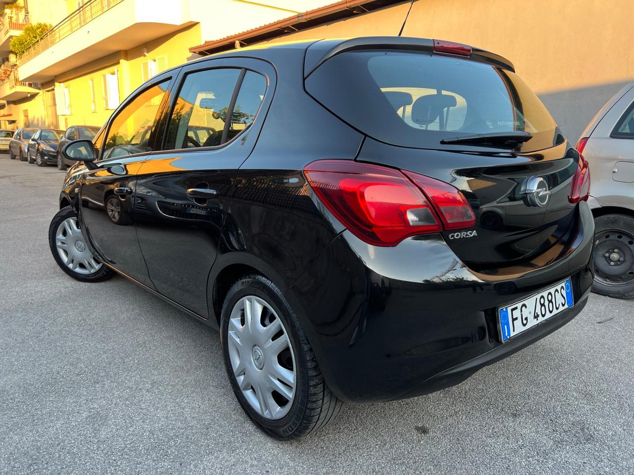 Opel Corsa 1.2 5 porte 4 cilindri