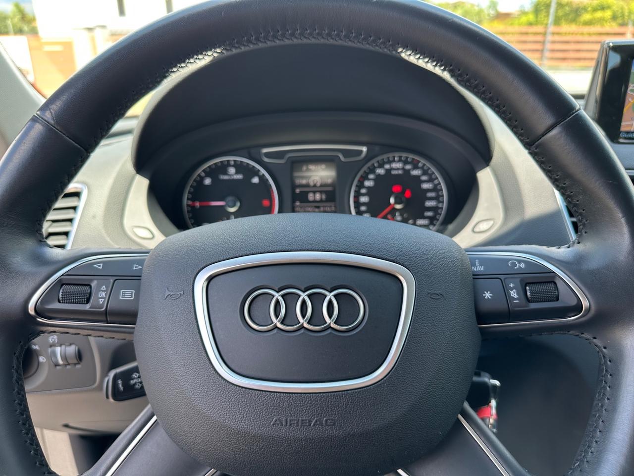 Audi Q3 2.0 TDI 150 CV Business