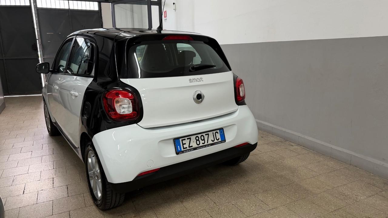Smart ForFour 70 1.0 Prime 2015