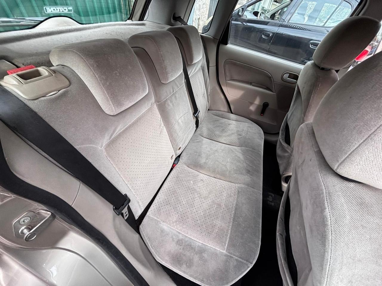 Ford Fiesta 1.4 TDCi 5p. Ghia