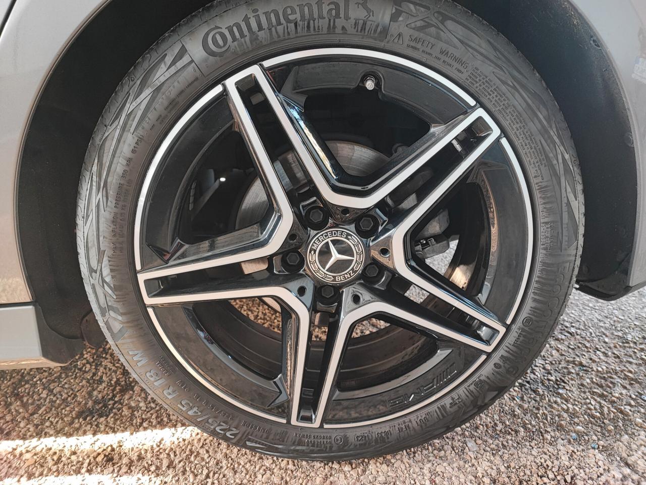 Mercedes-benz A 200 d Automatic AMG Line Premium Plus