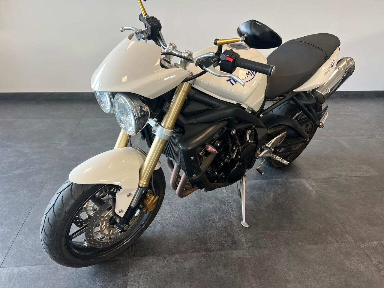 Triumph Street Triple