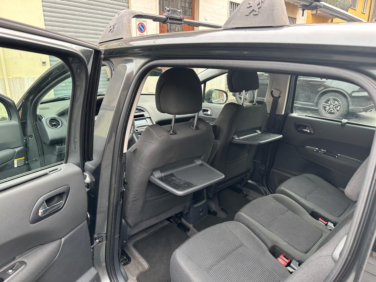 Peugeot 5008 1.6 HDi 115CV 7 posti euro 5