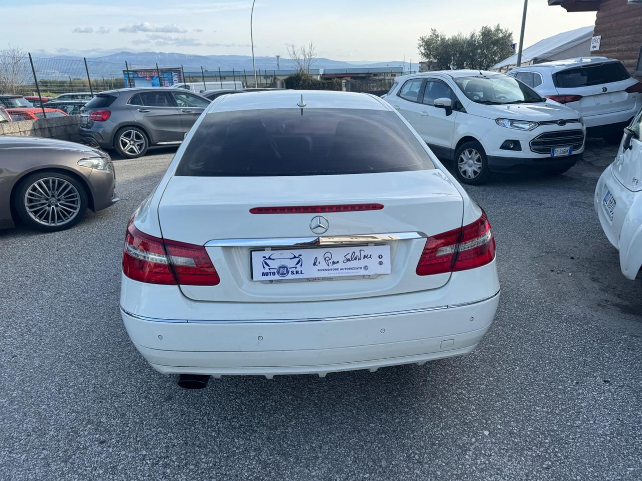 Mercedes-benz E 250 E 250 CDI Coupé BlueEFFICIENCY Avantgarde