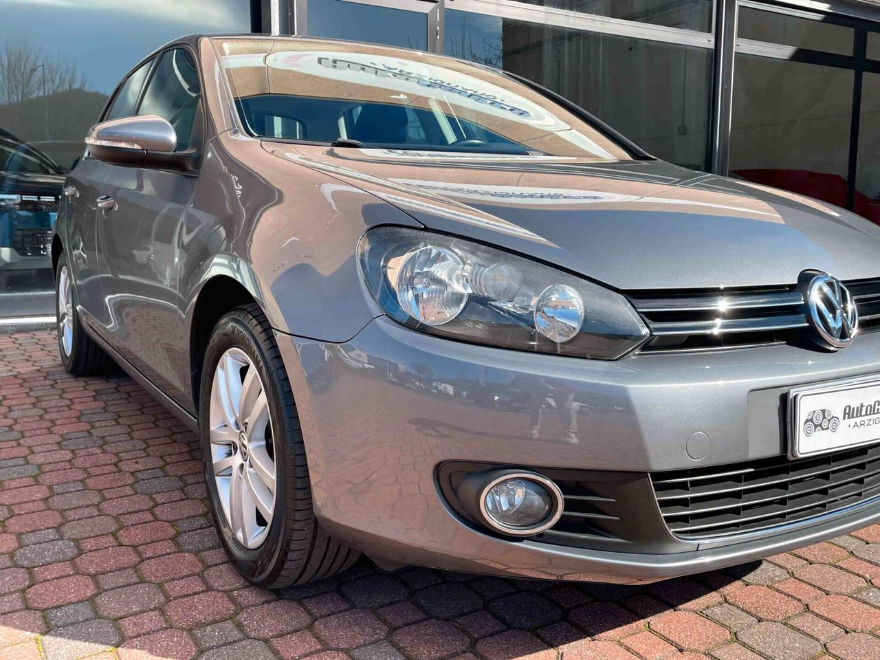 Volkswagen Golf 1.6 TDI DPF 5p. Highline NEOPATENTATI