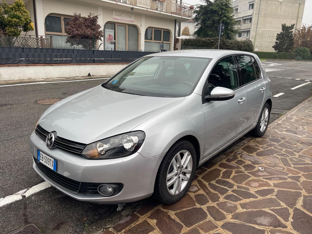 Volkswagen Golf 1.6 TDI DPF 5p. Highline