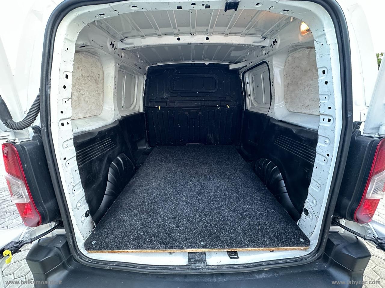 Combo Cargo 1.6 D 100 S&S PC 650kg Ed.