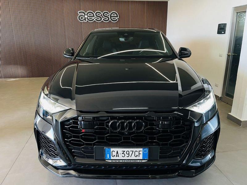 Audi Q8 RS TFSI V8 quattro tiptronic