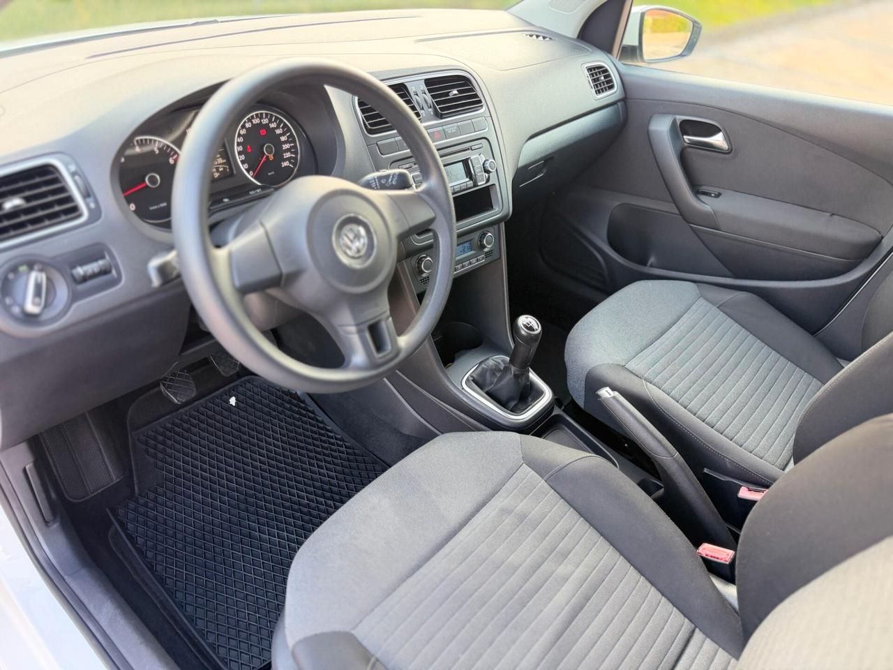 Volkswagen Polo 1.2 benzina. neopatentati