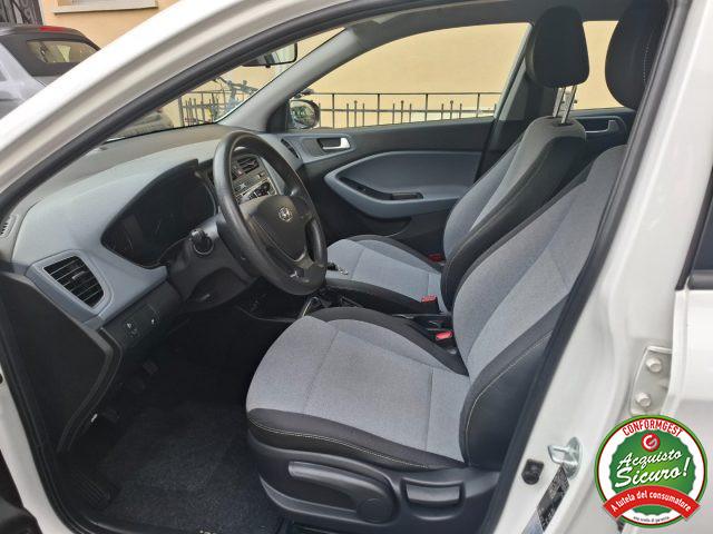 HYUNDAI i20 1.2 84 CV 5 porte Comfort