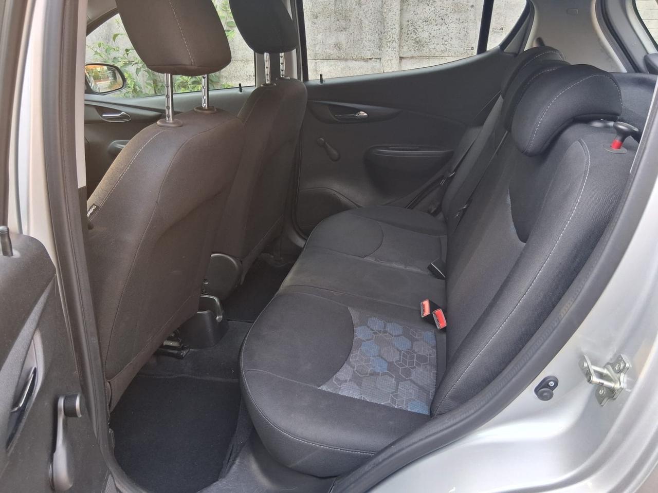 Opel Karl Rocks 1.0 73 CV GPL