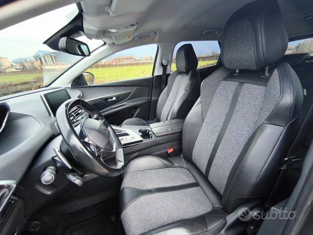 PEUGEOT 3008 1,6 BLUEHDI GT LINE - CAMBIO AUTOMATI