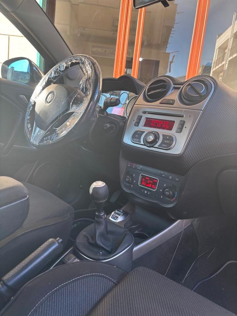 Alfa Romeo MiTo 1.3 JTDm-2 95 CV S&S Distinctive