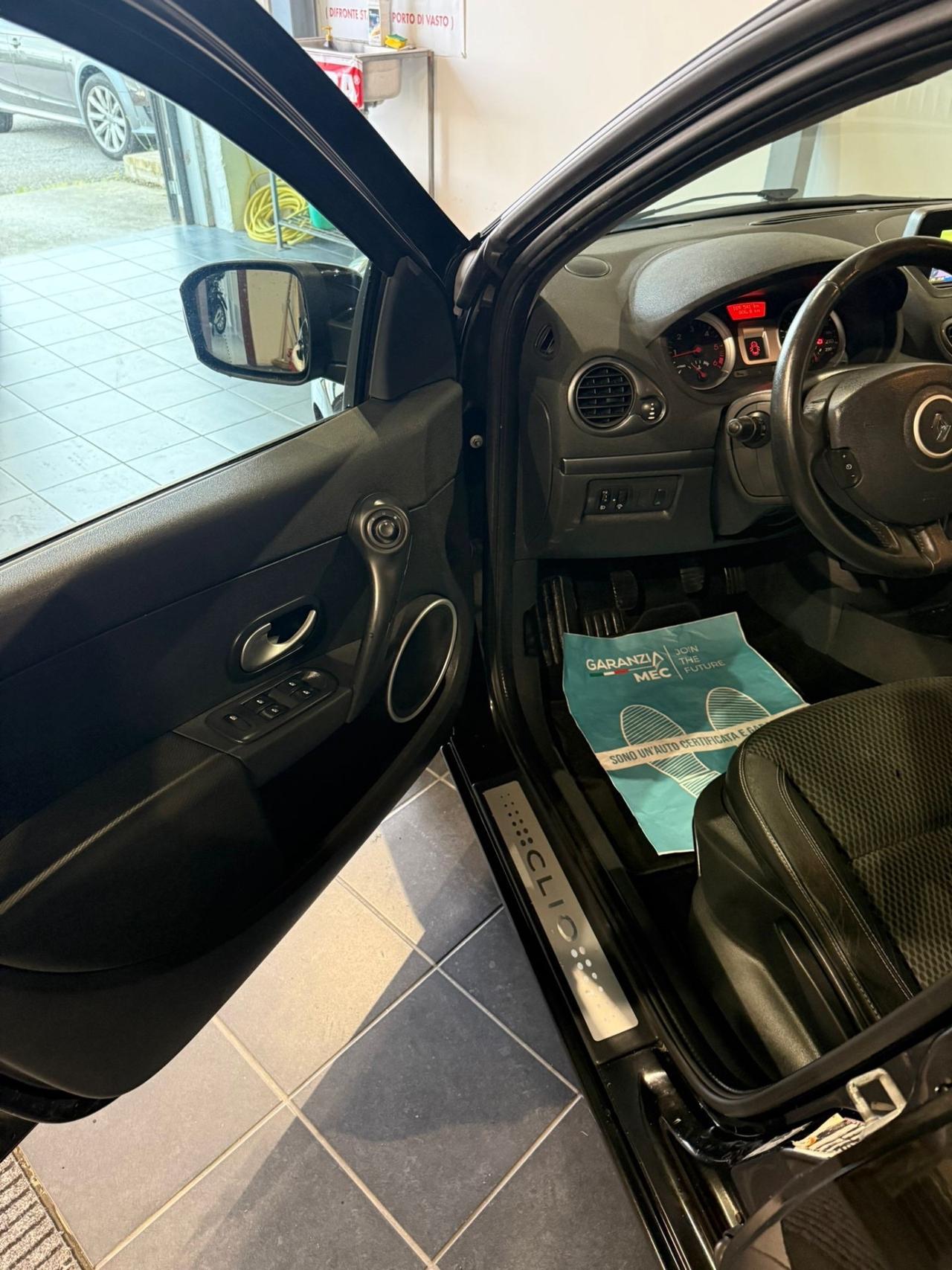 Renault Clio 1.5 dCi 85CV-NEOPATENTATI