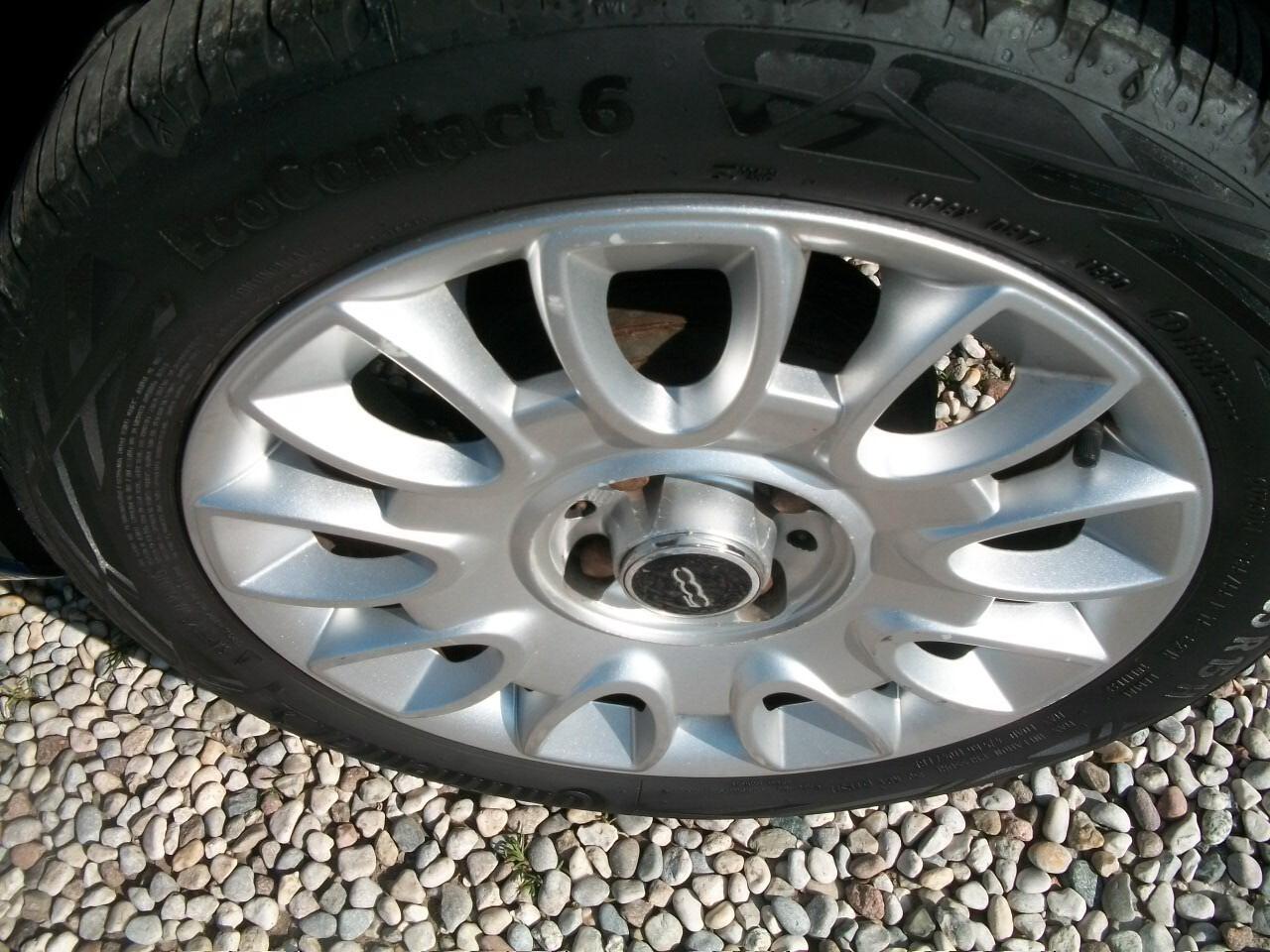 Fiat 500 1.2 Pop CC 1242 BENZINA IMMAT 30/09/2009 KM 156519 SI NEOPATENTATI GIA SOSTITUITO LA DISTRIBUSIONE GARANZIA UN ANNO