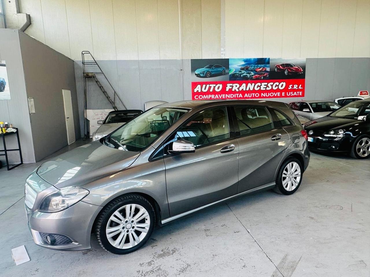 Mercedes-benz A 180 CDI BlueEFFICIENCY Automatic Premium