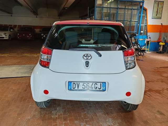 Toyota iQ 1.0 68cv CVT Cambio Automatico