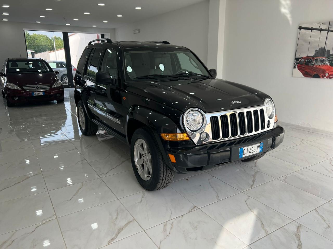 Jeep Cherokee 2.8 crd Sport CAMBIO AUT