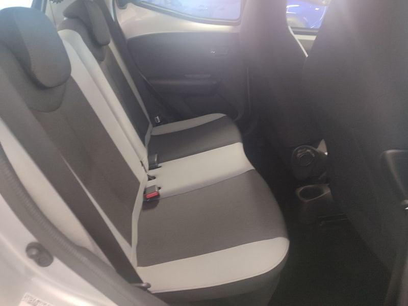 Toyota Aygo 1.0 VVT-i 69 CV 5 porte x-play