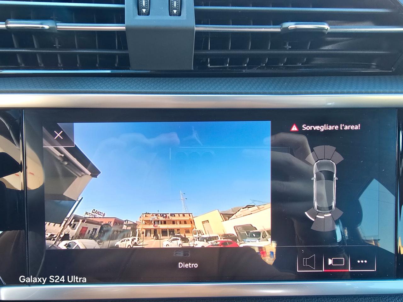 Audi Q3 35 TDI S tronic Panorama