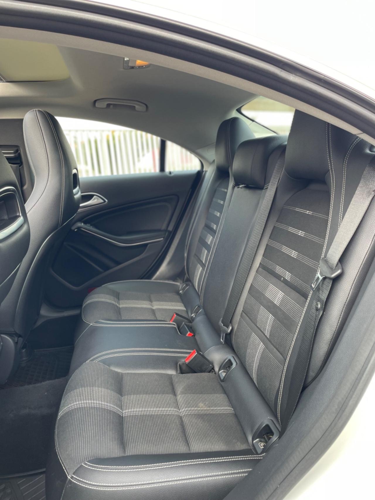 Mercedes-benz CLA 200 CLA 200 d Automatic Premium