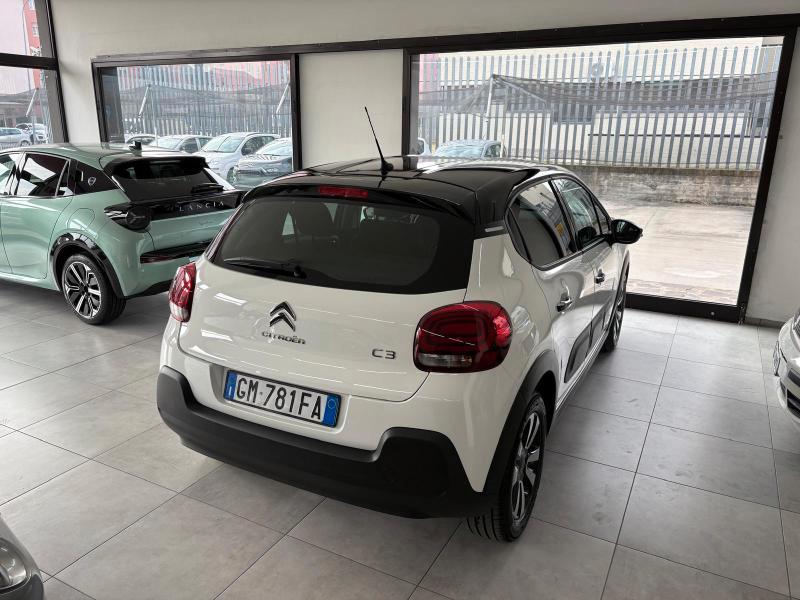 Citroen C3 1.2 puretech Shine s&s 83cv neopatentati