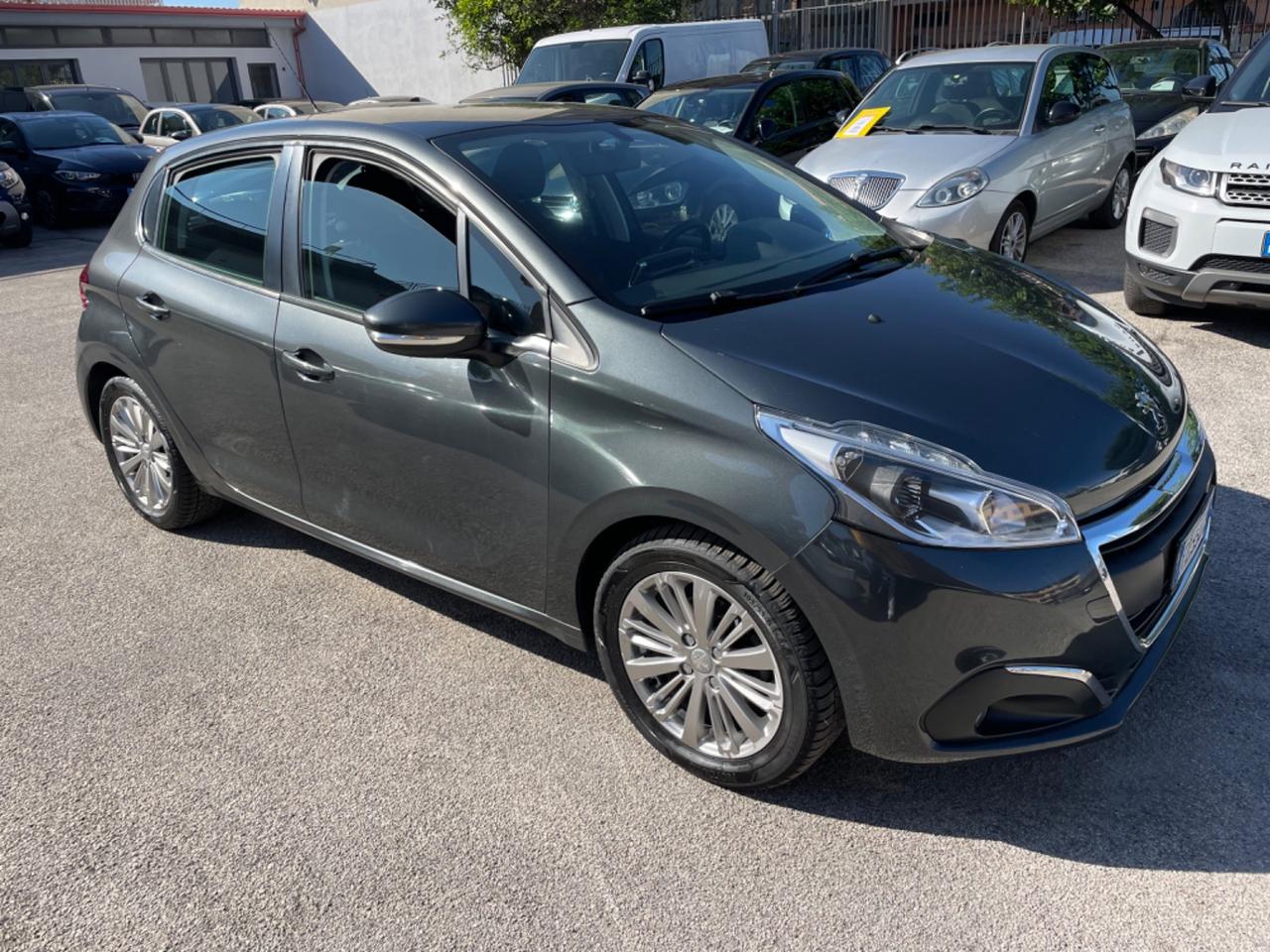 Peugeot 208 BlueHDi 75 5 porte Allure