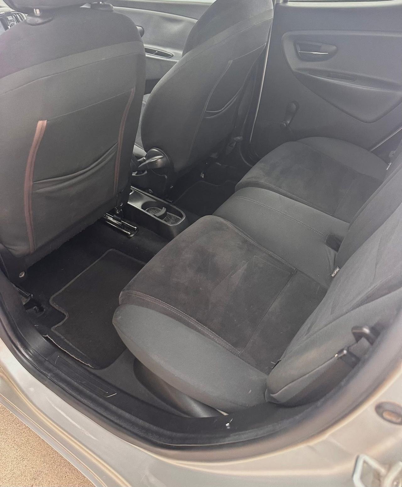 Lancia Ypsilon 1.3 MJT 16V 95 CV 5 porte S&S Gold