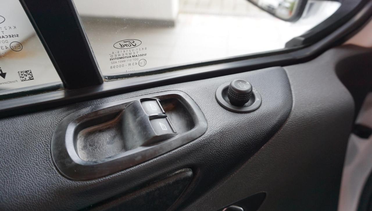 Ford Transit Custom 280 2.0 EcoBlue Hybrid 130 PC Furgone Trend