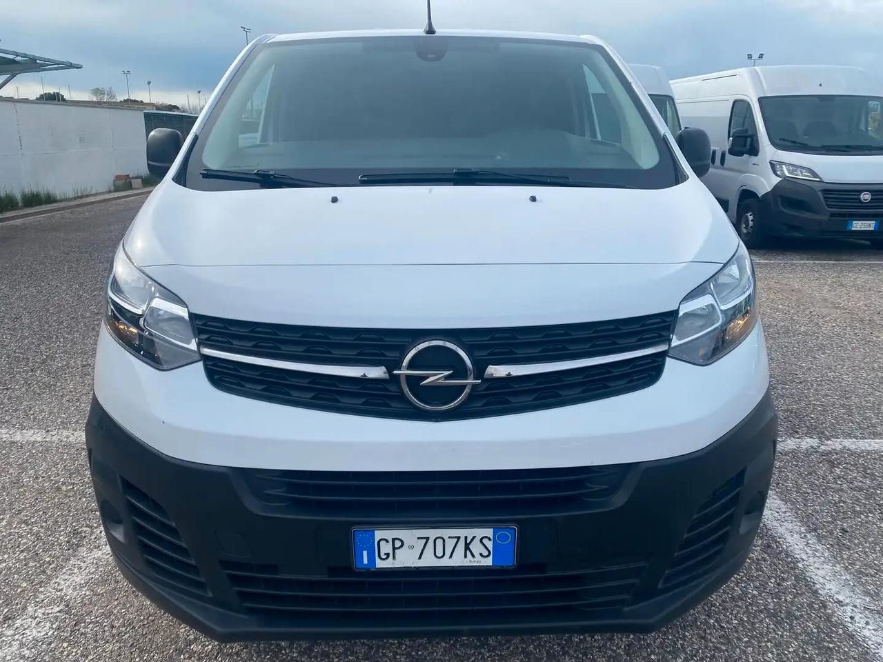 Opel Vivaro 2.0 D 145Cv PASSO LUNGO/TN Cargo ENJOY