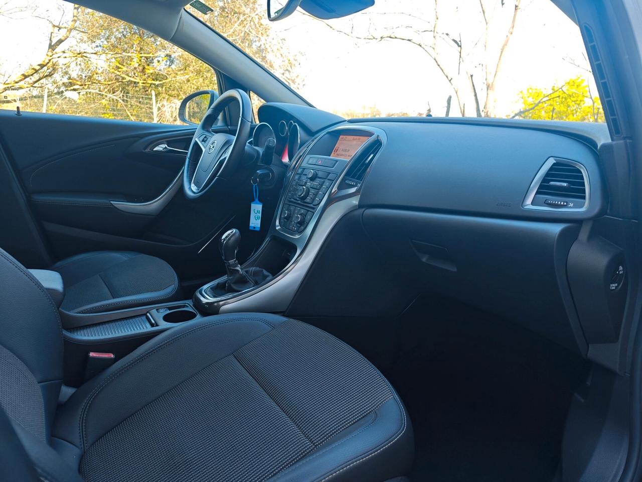 Opel Astra 1.4 Turbo 5 porte Cosmo