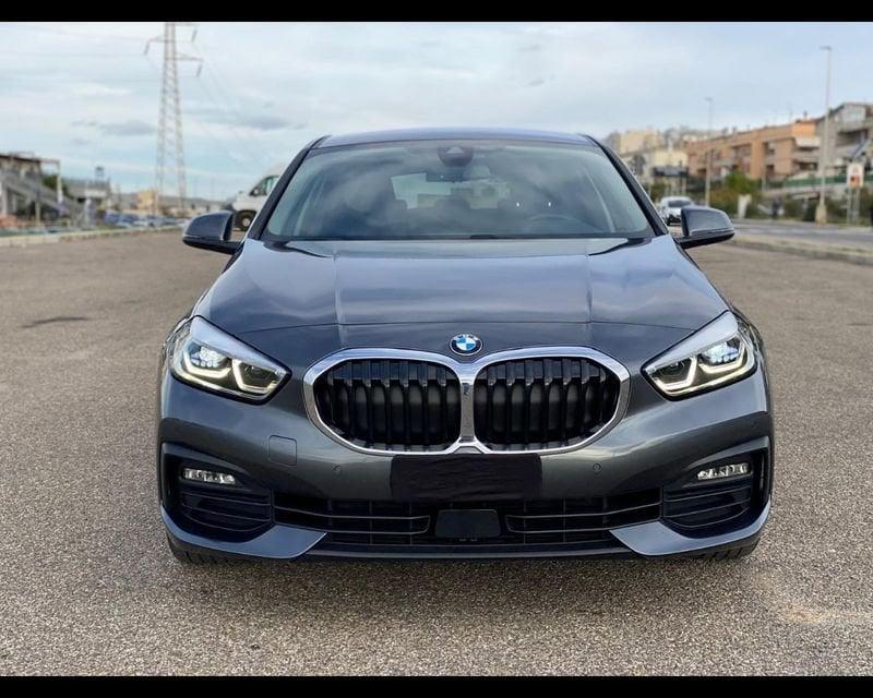 BMW Serie 1 F40 118d Business Advantage auto
