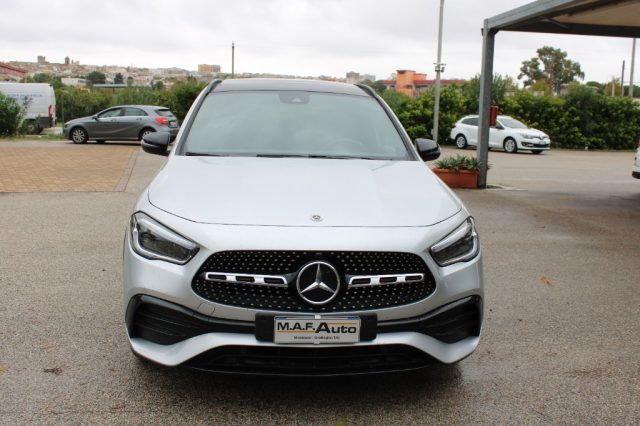 MERCEDES-BENZ GLA 200 d Automatic Premium Tetto Apribile