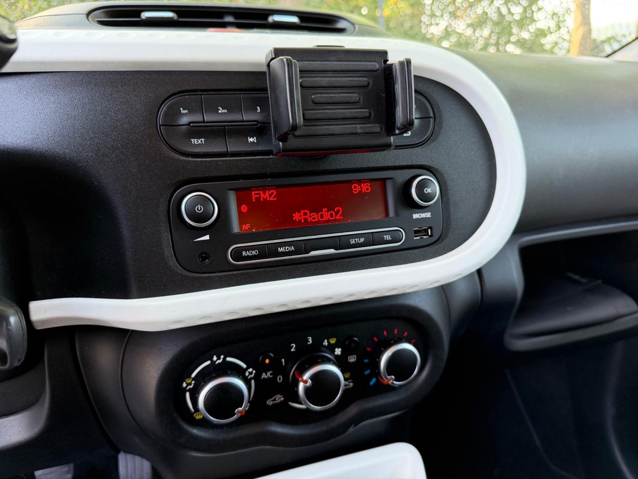 Renault Twingo SCe Wave 69cv