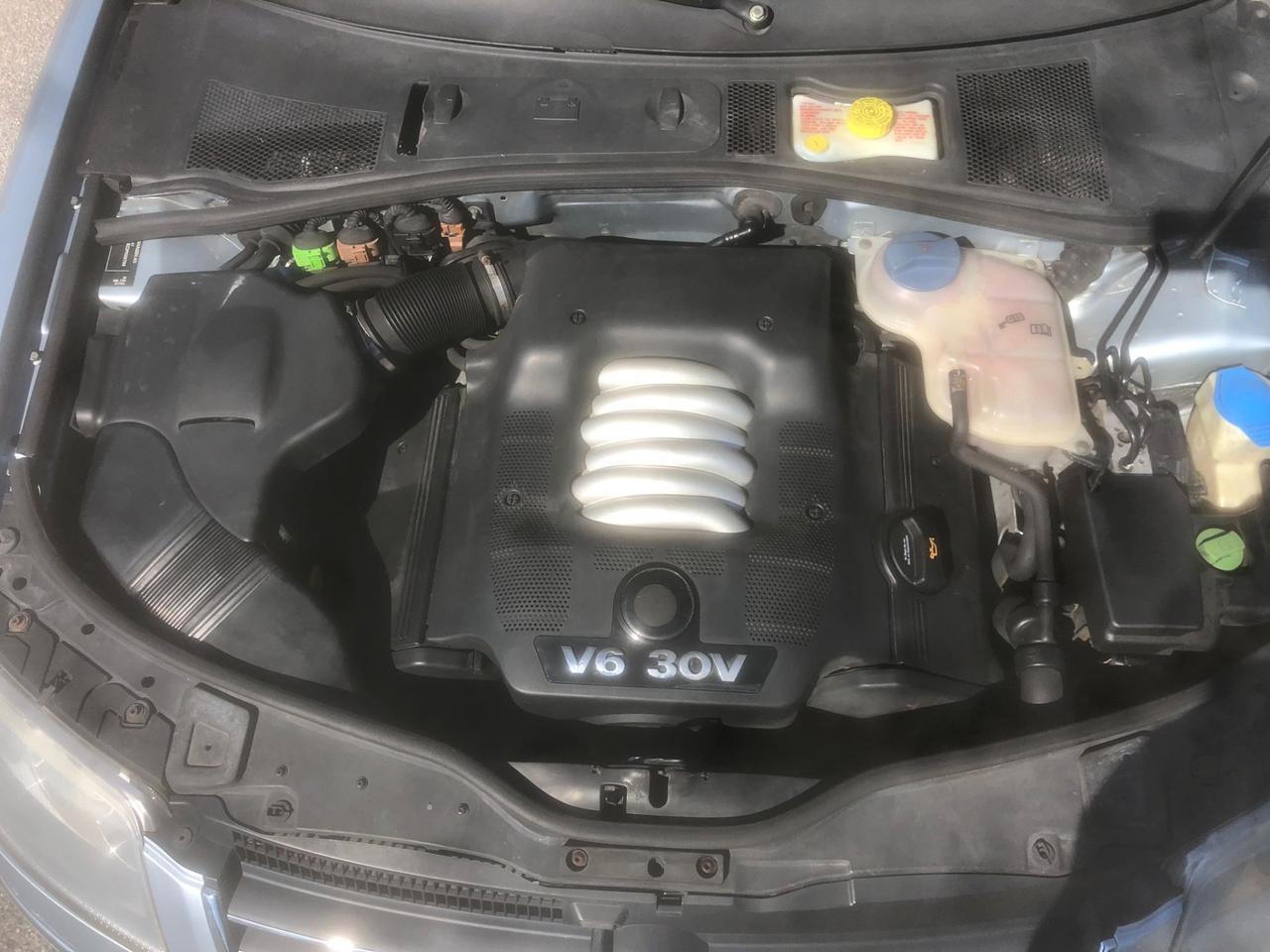 Volkswagen Passat 2.8 V6 cat 4m. Highline