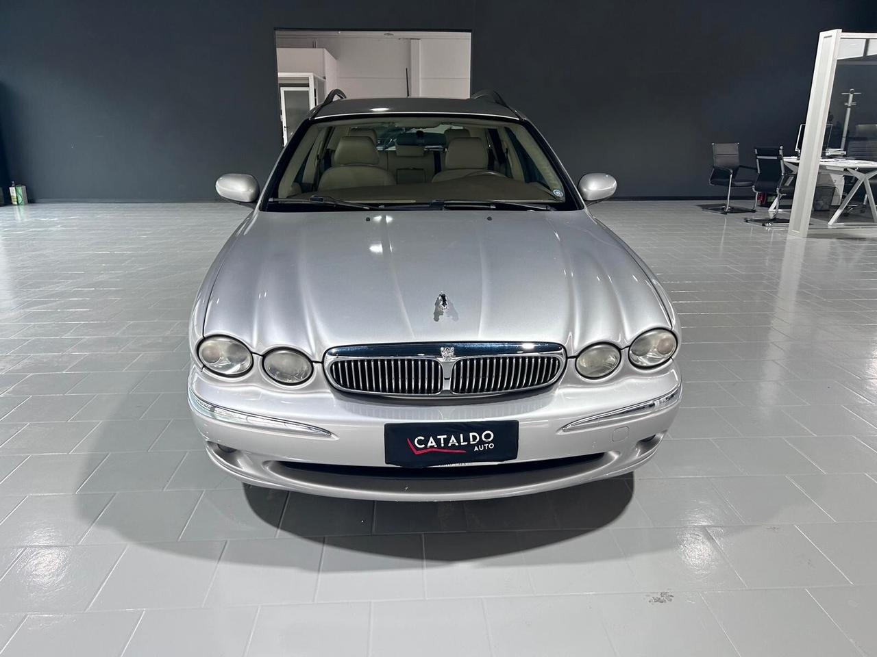 Jaguar X-Type 2.2D cat Wagon Executive