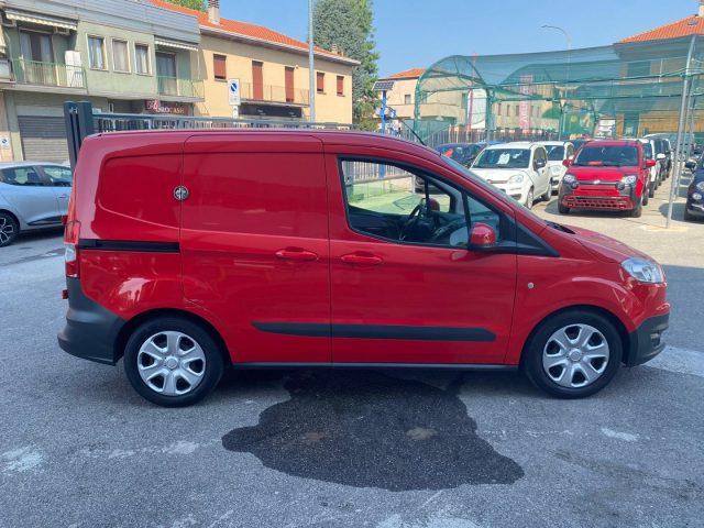 FORD Transit Courier 1.6 TDCi 95CV Van Trend