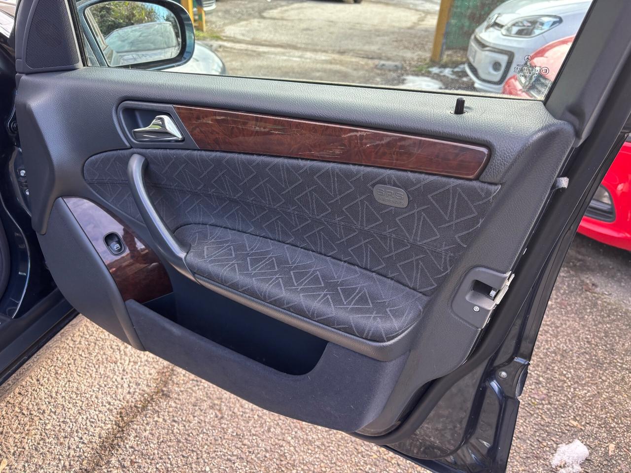 Mercedes-benz C 200 CDI cat Elegance